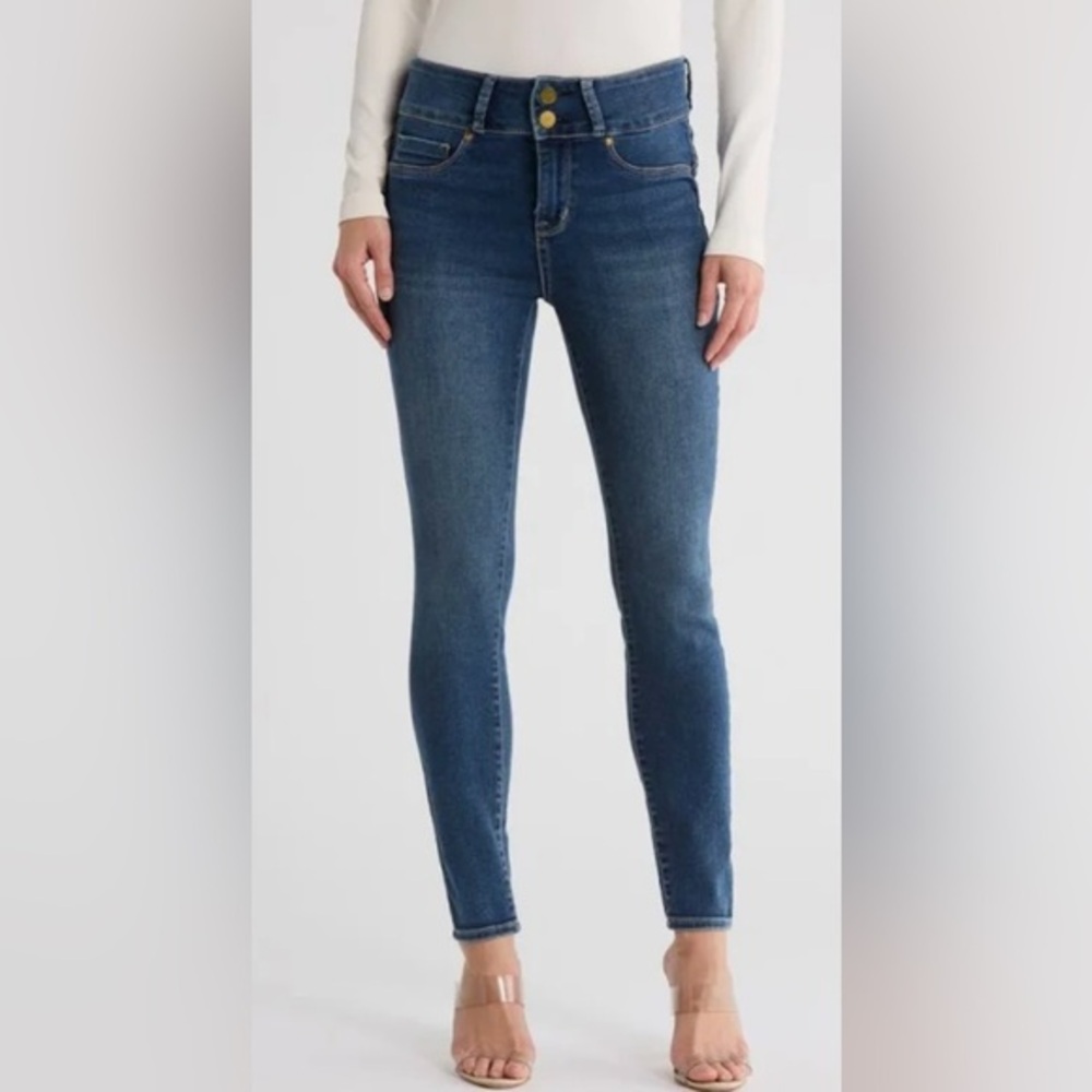 Seven7 Hi Rise Curvy Legging Jeans. Dark Wash NWOT Sz 16 Ret $79